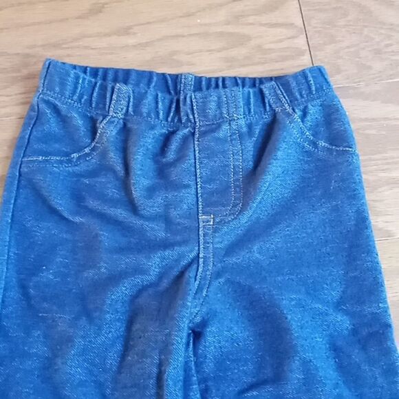 Carter's 24 months jeggings   - Picture 2 of 4